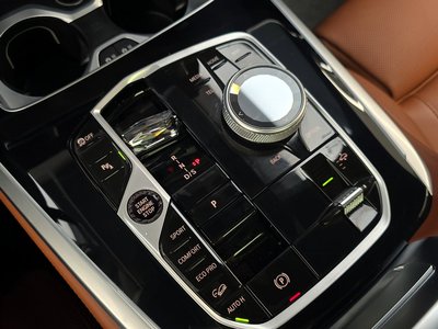 2024 BMW X7 缩略图 12