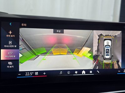 2024 BMW X7 缩略图 21