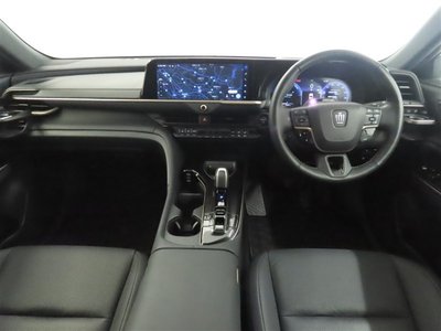2025 Toyota CROWN SPORT 照片 5