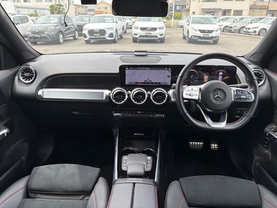 MERCEDES-BENZ GLB - 3