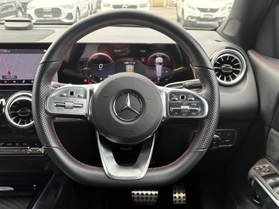 MERCEDES-BENZ GLB - 4