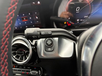 MERCEDES-BENZ GLB - 9