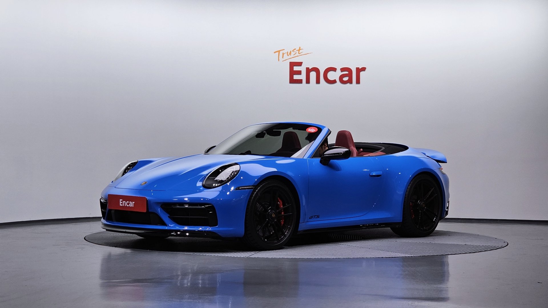 PORSCHE 911 - View 1