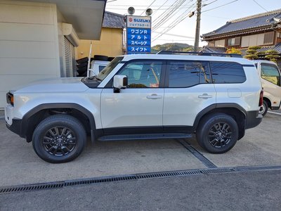 TOYOTA LAND CRUISER 250 - 3