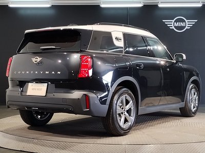 2026 MINI COOPER COUNTRYMAN photo 9