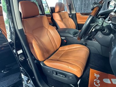 صورة 6 لـ 2018 Lexus LX