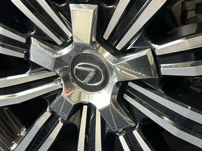 صورة مصغرة 24 لـ 2018 Lexus LX