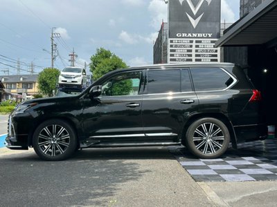 صورة مصغرة 13 لـ 2018 Lexus LX
