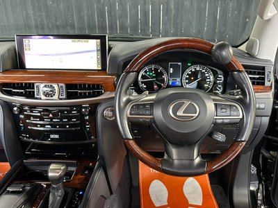 صورة مصغرة 46 لـ 2018 Lexus LX
