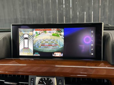 صورة 2 لـ 2018 Lexus LX