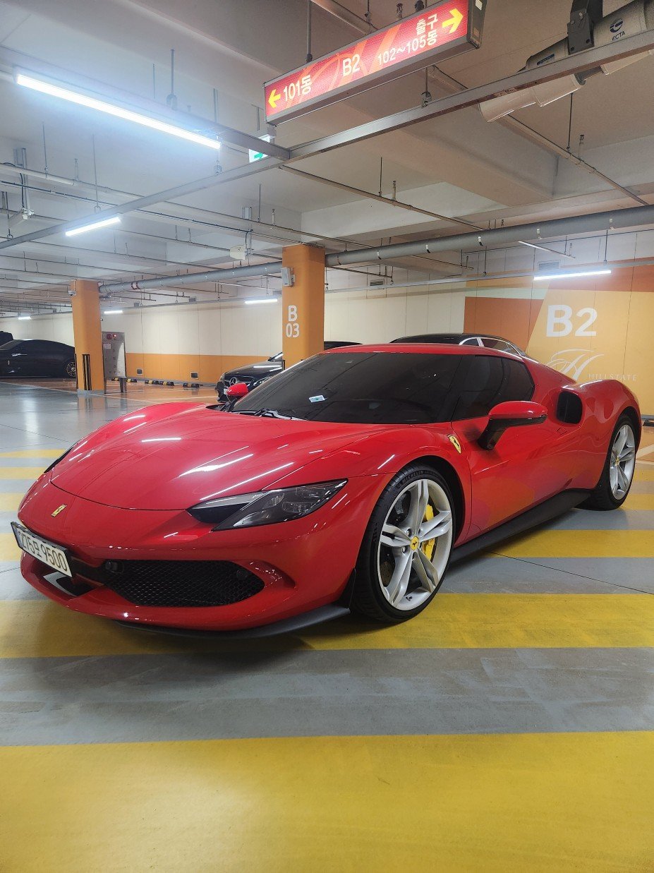 FERRARI 296 GTB - View 1