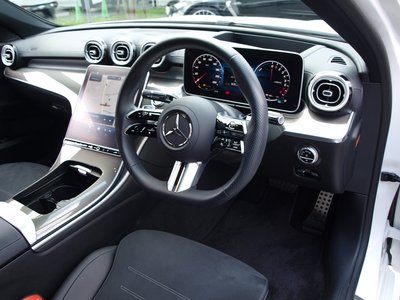 2024 Mercedes-BENZ C-CLASS thumbnail 32