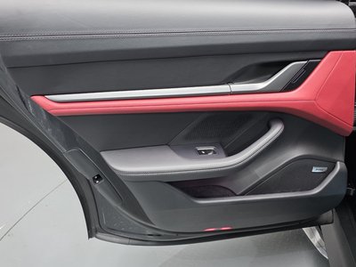 2025 Porsche TAYCAN 缩略图 15