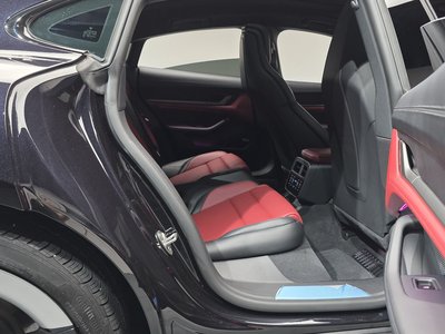 2025 Porsche TAYCAN 缩略图 17