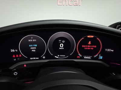 2025 Porsche TAYCAN 缩略图 11