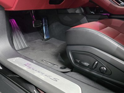2025 Porsche TAYCAN 缩略图 28