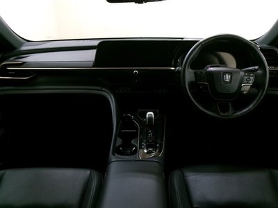 TOYOTA CROWN SPORT - 10