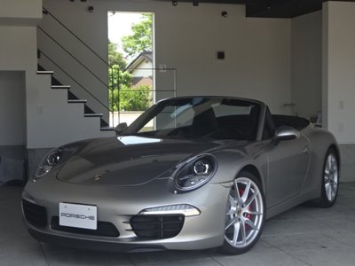 PORSCHE 911 - 4