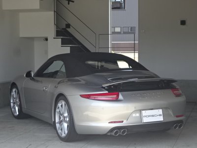 PORSCHE 911 - 9