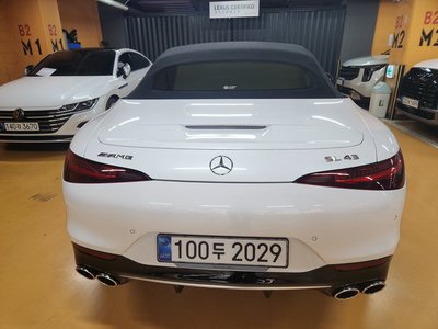 MERCEDES-BENZ SL - 4