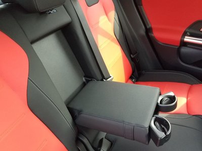2025 Mercedes-BENZ GLA 缩略图 61