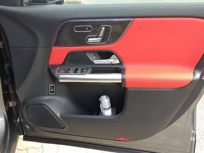2025 Mercedes-BENZ GLA 缩略图 53