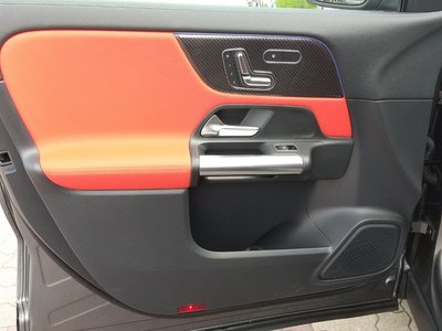 2025 Mercedes-BENZ GLA 缩略图 60