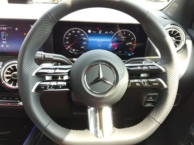 2025 Mercedes-BENZ GLA 缩略图 30