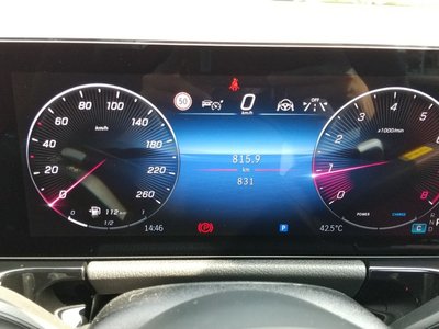 2025 Mercedes-BENZ GLA 缩略图 38