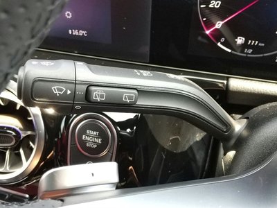 2025 Mercedes-BENZ GLA 缩略图 31