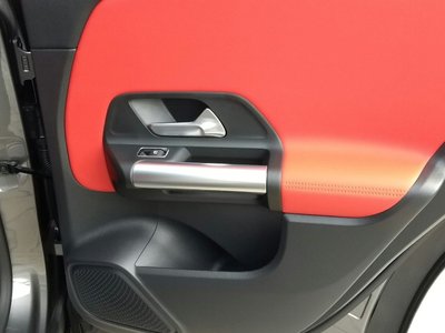 2025 Mercedes-BENZ GLA 缩略图 56