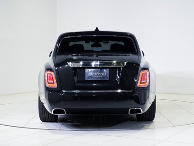 ROLLS-ROYCE PHANTOM - 3