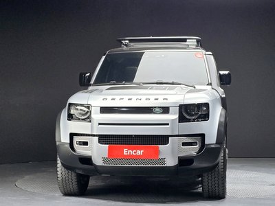 LAND ROVER DEFENDER - 2