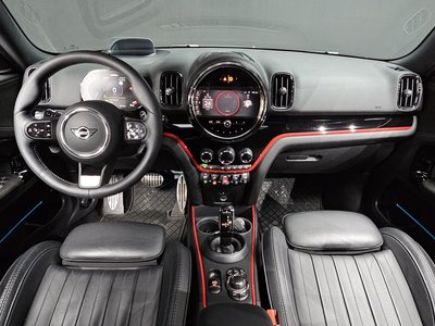 MINI COUNTRYMAN - 5