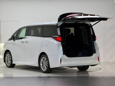 2026 Toyota ALPHARD 缩略图 18