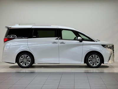 2026 Toyota ALPHARD 照片 8
