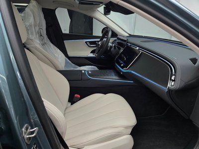 MERCEDES-BENZ E-CLASS - 10