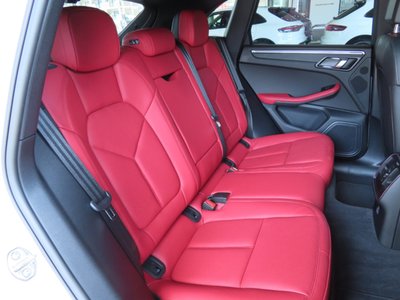 2019 Porsche MACAN 缩略图 12