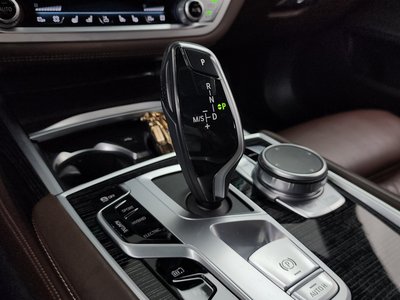 2020 BMW 7 SERIES thumbnail 12