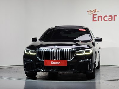 2020 BMW 7 SERIES — фото 2