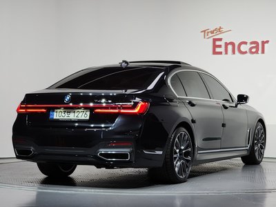 2020 BMW 7 SERIES — фото 3