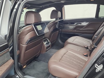 2020 BMW 7 SERIES thumbnail 16