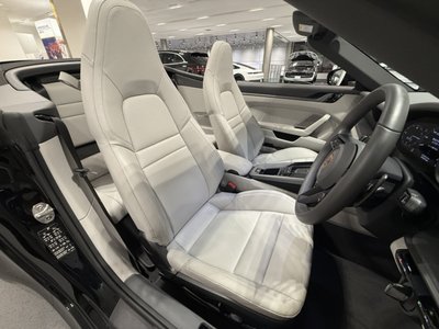 PORSCHE 911 - 6