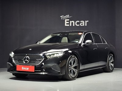 صورة 1 لـ 2025 Mercedes-BENZ E-CLASS