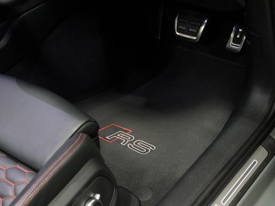 2021 AUDI RS4 AVANT — миниатюра 48