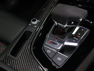 2021 AUDI RS4 AVANT — миниатюра 46