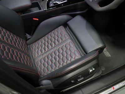 2021 AUDI RS4 AVANT — миниатюра 42