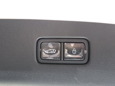 2023 Genesis GV70 — миниатюра 33