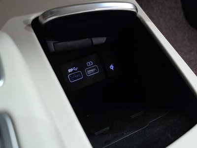 2023 Genesis GV70 — миниатюра 16