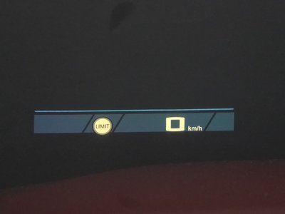 2025 BMW M2 — миниатюра 22